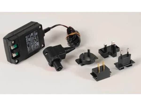 Ladekabel 220V zu RALS 9430C