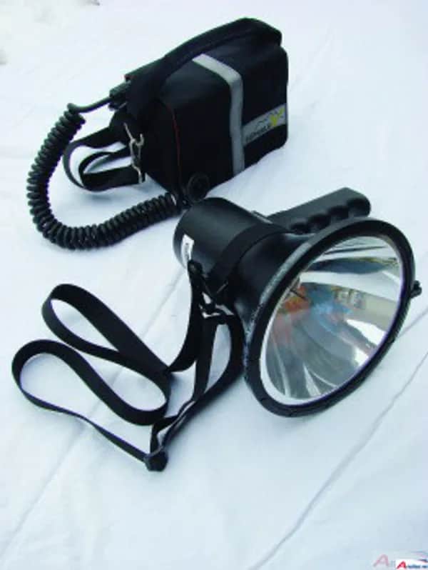 Handscheinwerfer XS-35B Xenon 3200 Lumen ohne Akku